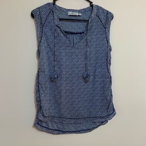 Vineyard Vines Flowy Ruffle White and Navy Tank M